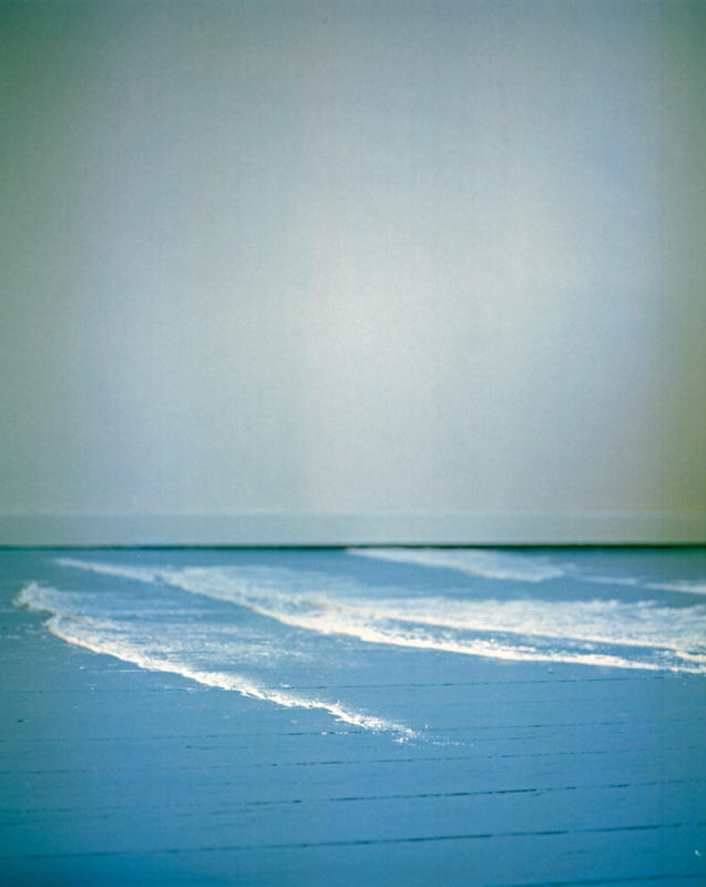 Piscine dans la mer